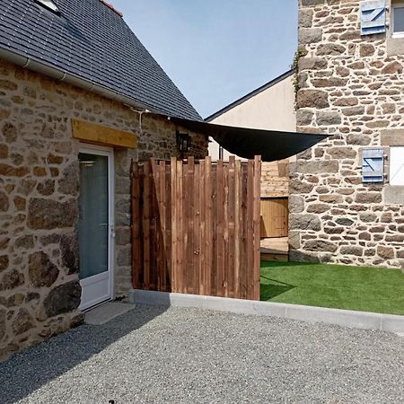 Gite Avec Son Bain Nordique Privatif Au Feu De Bois Pleubian エクステリア 写真